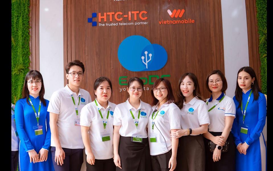 PHÁT TRIỂN CÁC GIẢI PHÁP HẠ TẦNG VIỄN THÔNG LÀM NỀN TẢNG CHO CHUYỂN ĐỔI SỐ