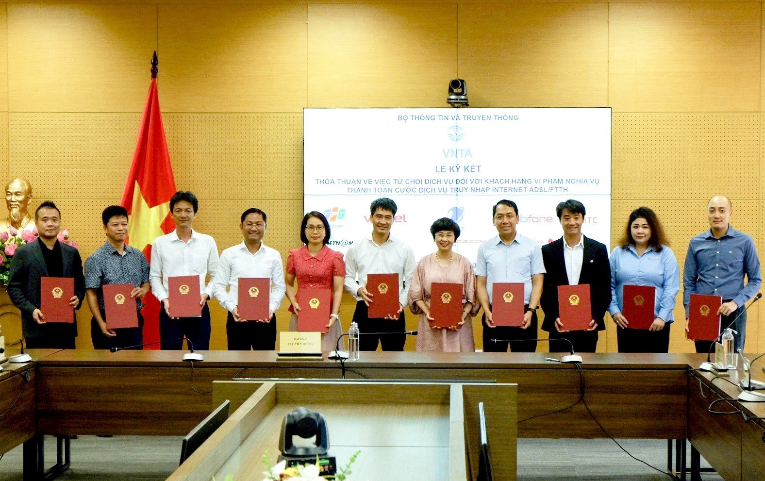 HITC KÝ KẾT THỎA THUẬN TỪ CHỐI DỊCH VỤ ĐỐI VỚI KHÁCH HÀNG VI PHẠM THANH TOÁN CƯỚC TRUY CẬP INTERNET ADSL/FTTH